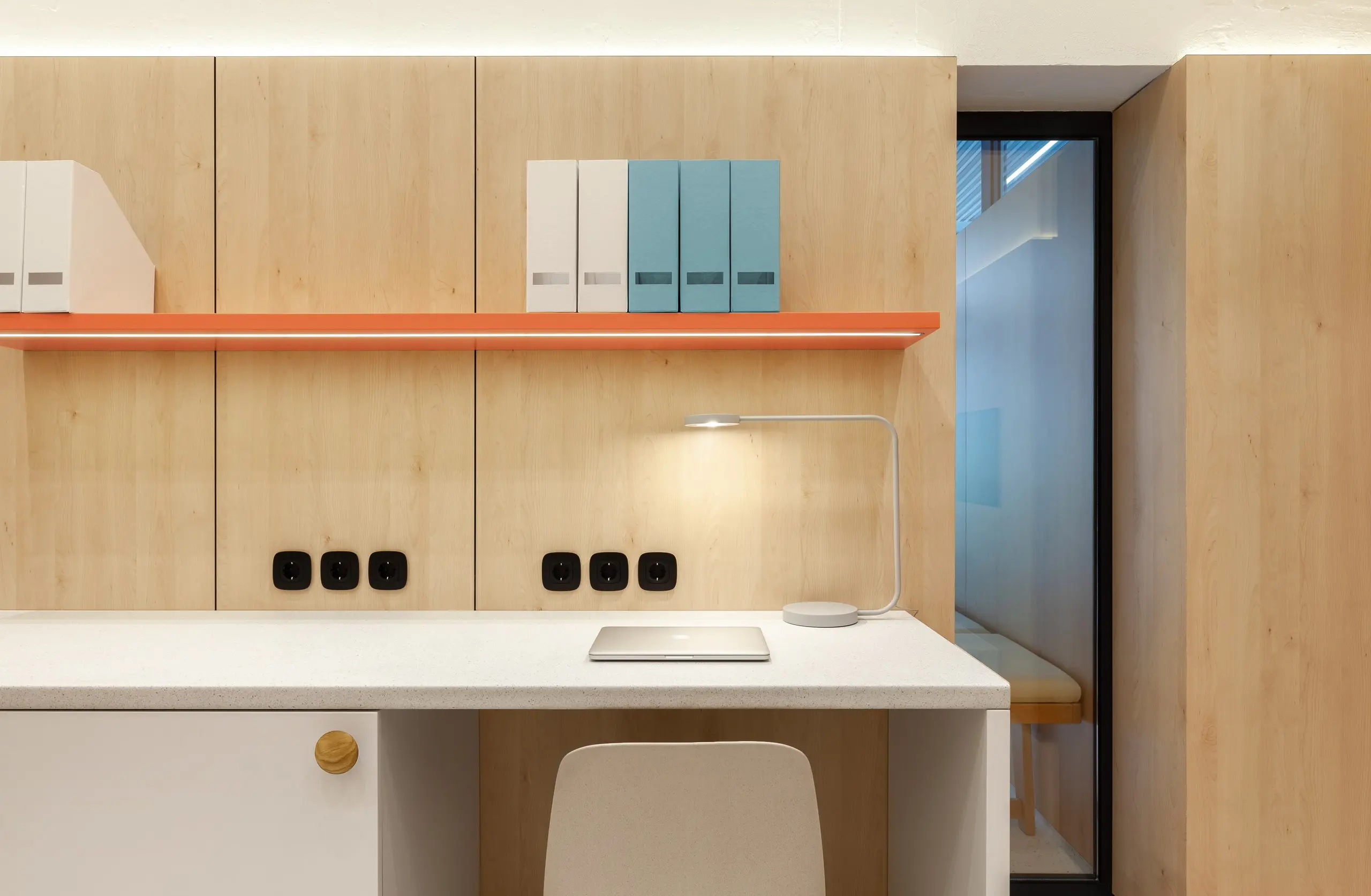 DOCTOR U. — medical interior, photo 13