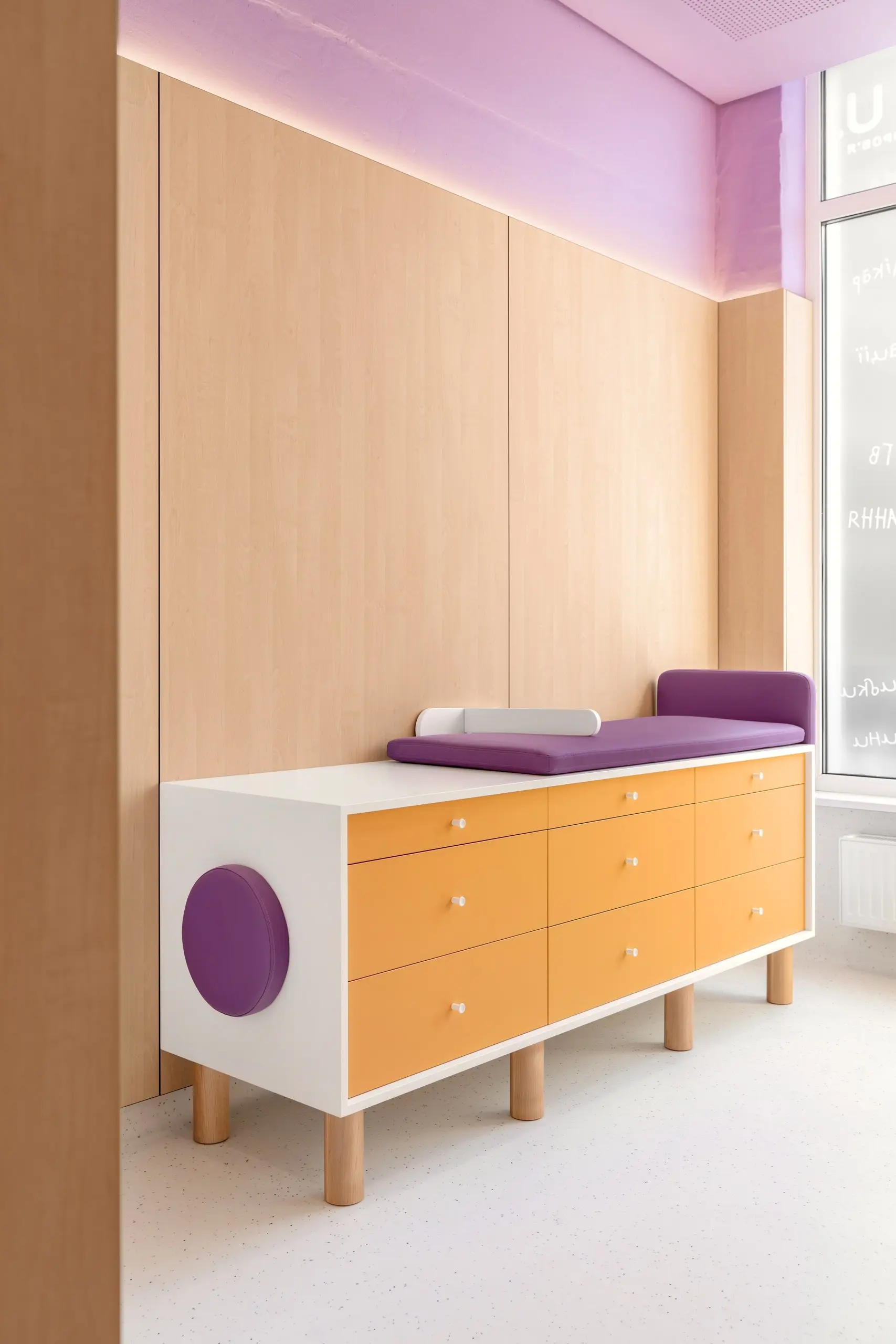 DOCTOR U. 2.0 — medical interior, photo 11