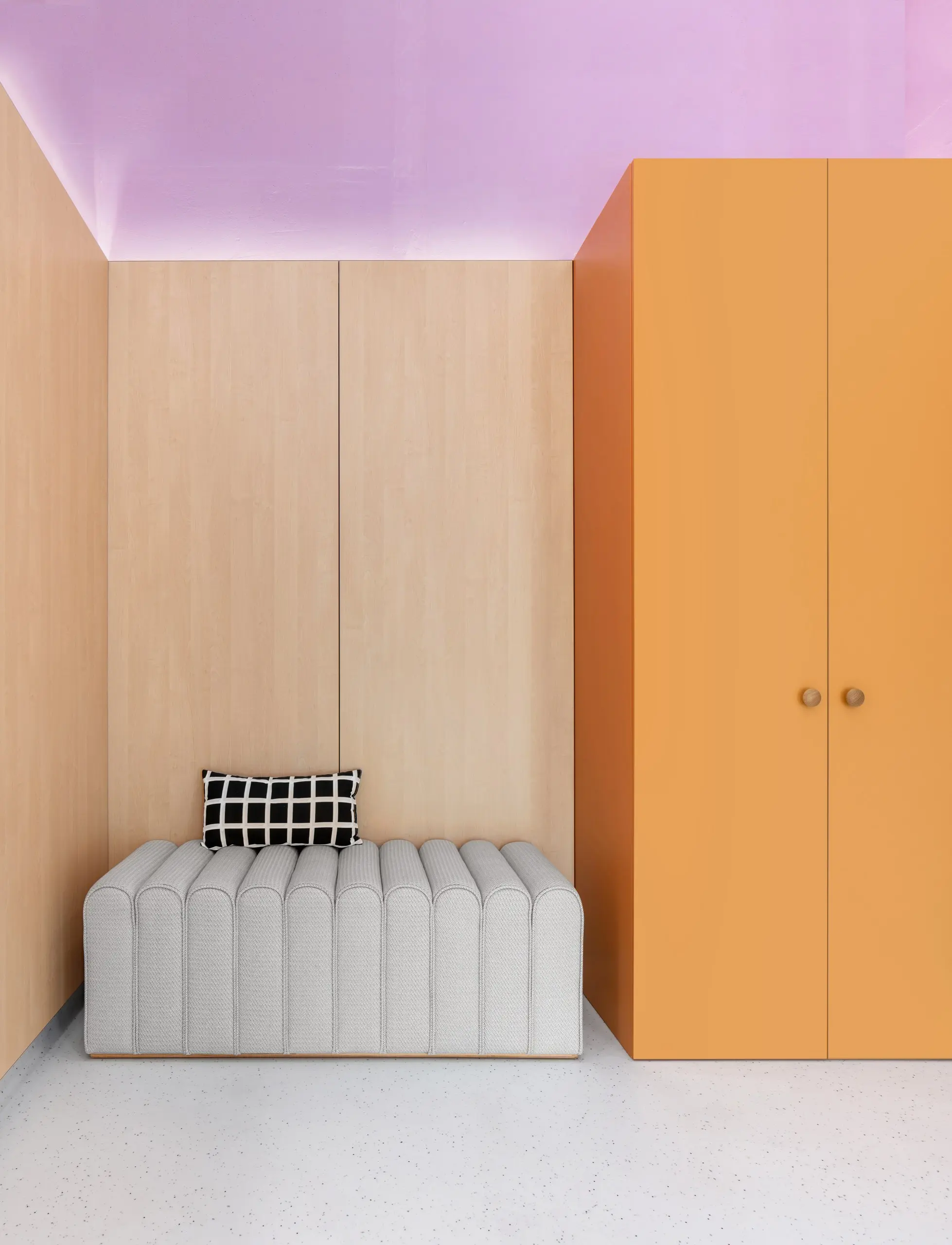 DOCTOR U. 2.0 — medical interior, photo 16