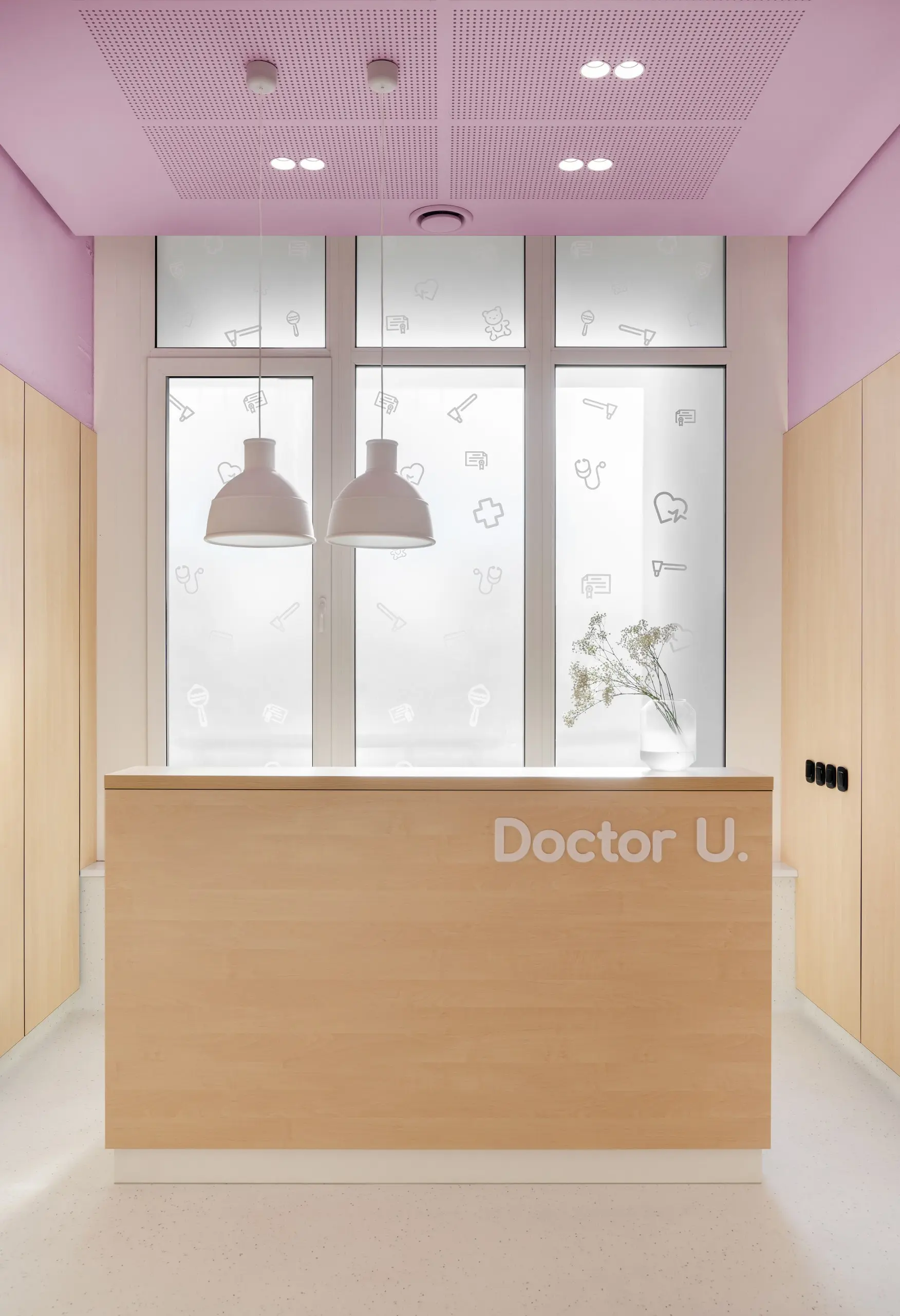 DOCTOR U. 2.0 — medical interior, photo 1