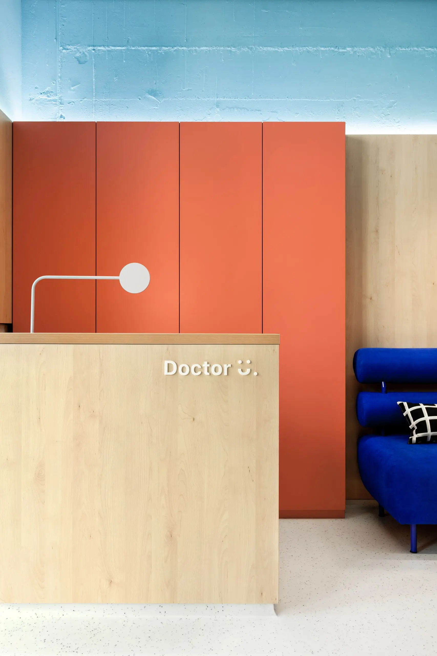 DOCTOR U. — medical interior, photo 3