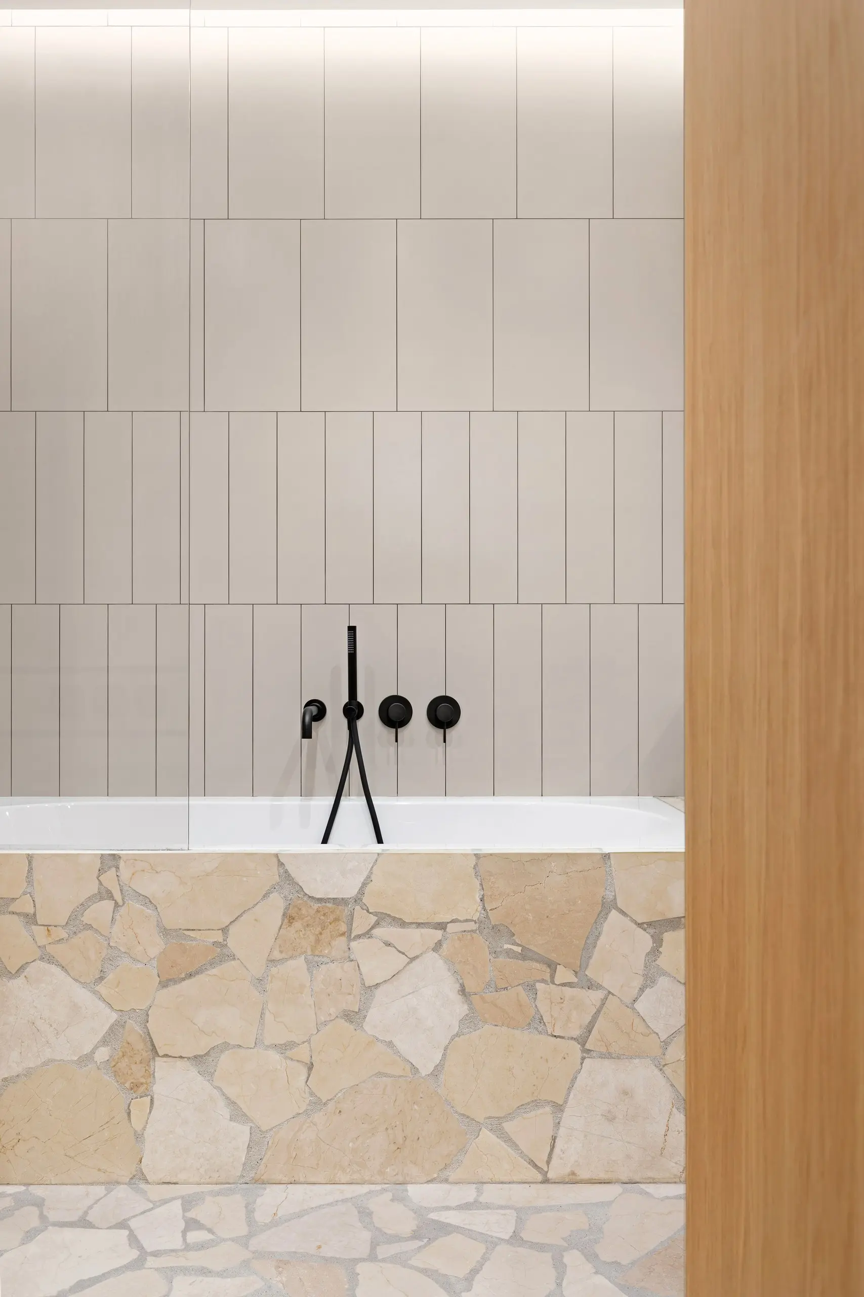 EGR — apartment interior, photo 25